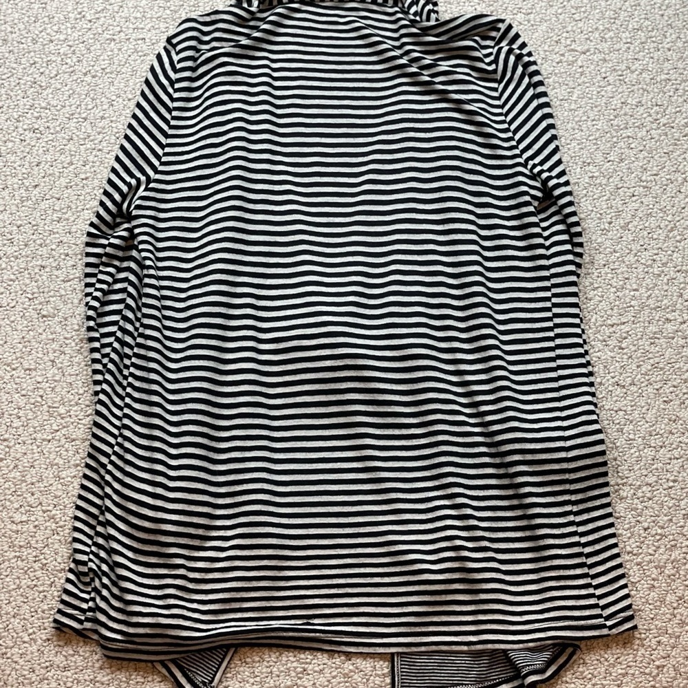 Gibson Latimer gray black striped long sleeve cardigan sweater, sz S - Picture 6 of 6